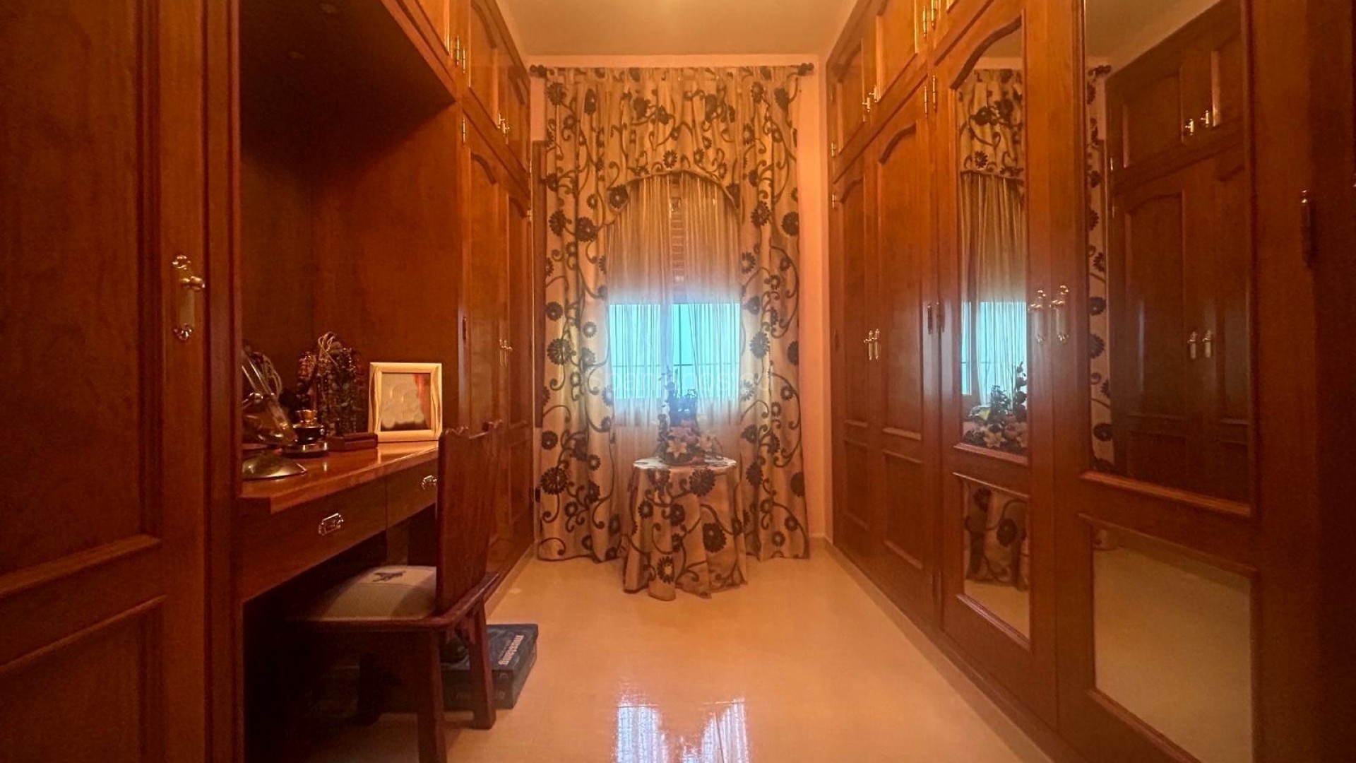 Resale - Villa -
Orihuela Costa - Altos de Campoamor