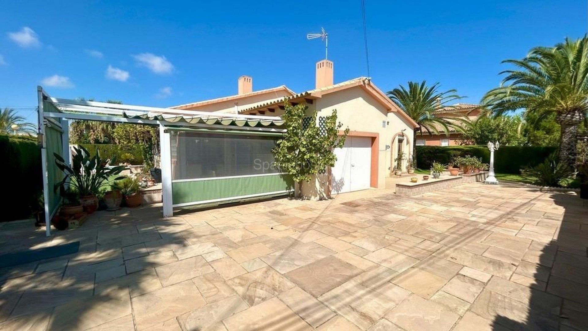 Resale - Villa -
Orihuela Costa - Cabo Roig