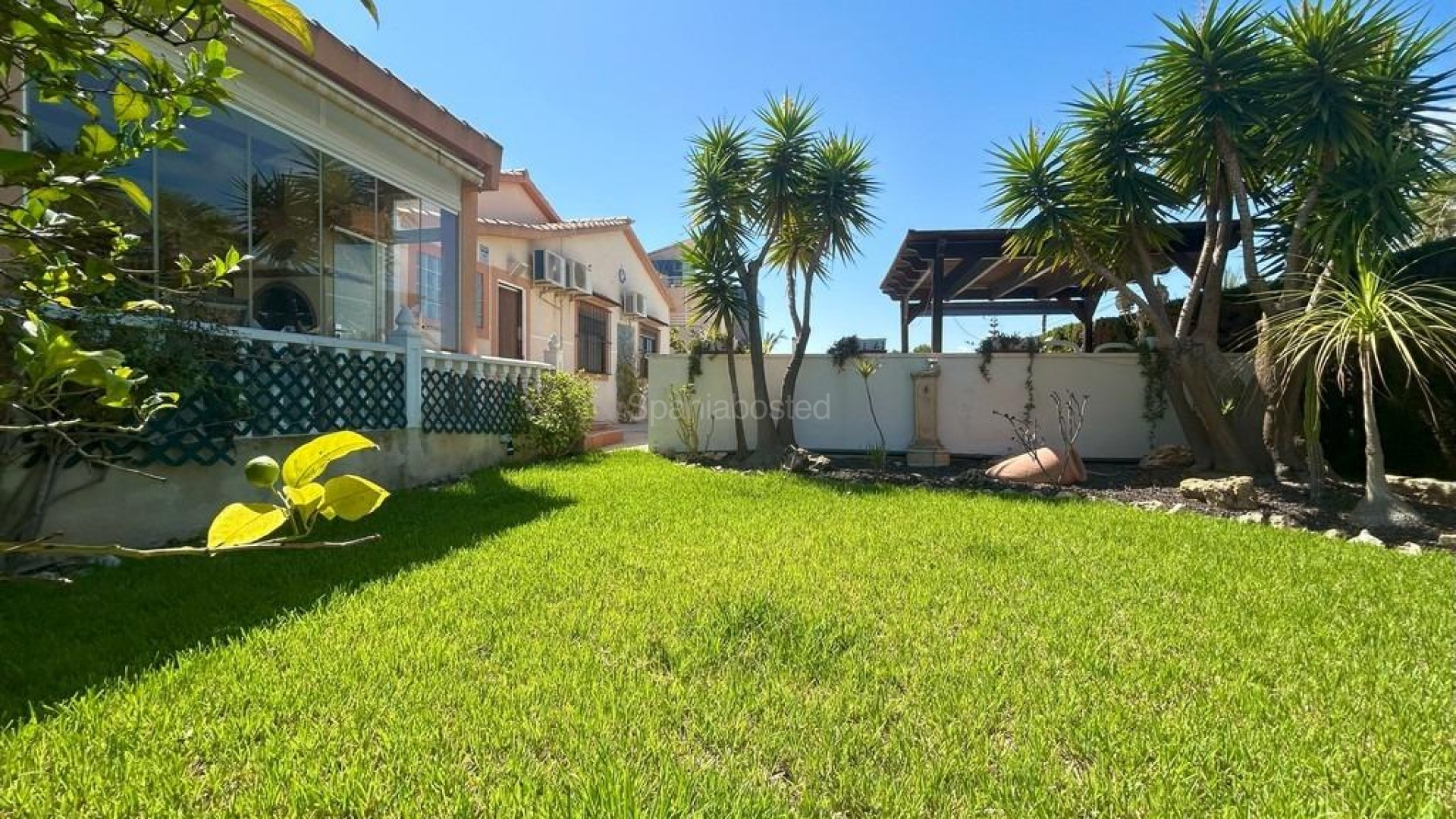 Resale - Villa -
Orihuela Costa - Cabo Roig