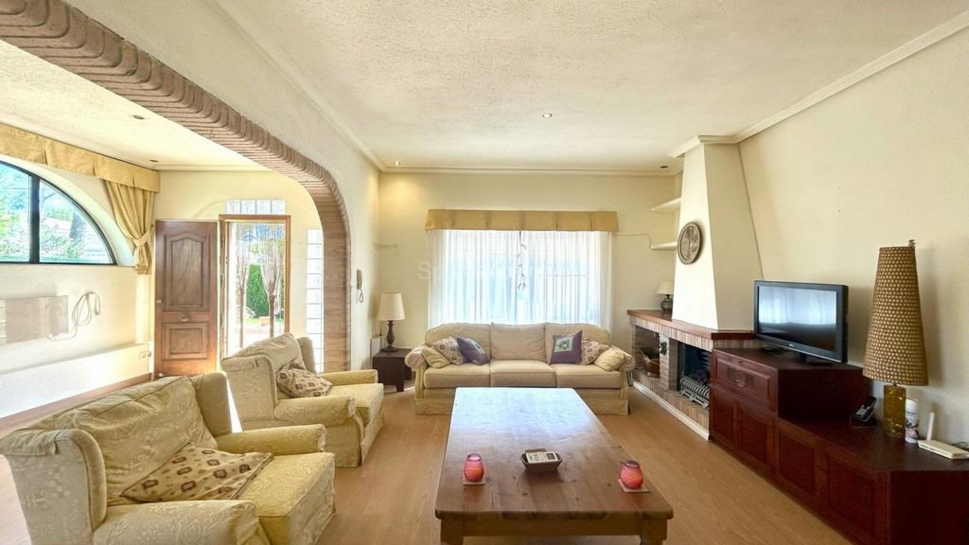 Resale - Villa -
Orihuela Costa - Cabo Roig