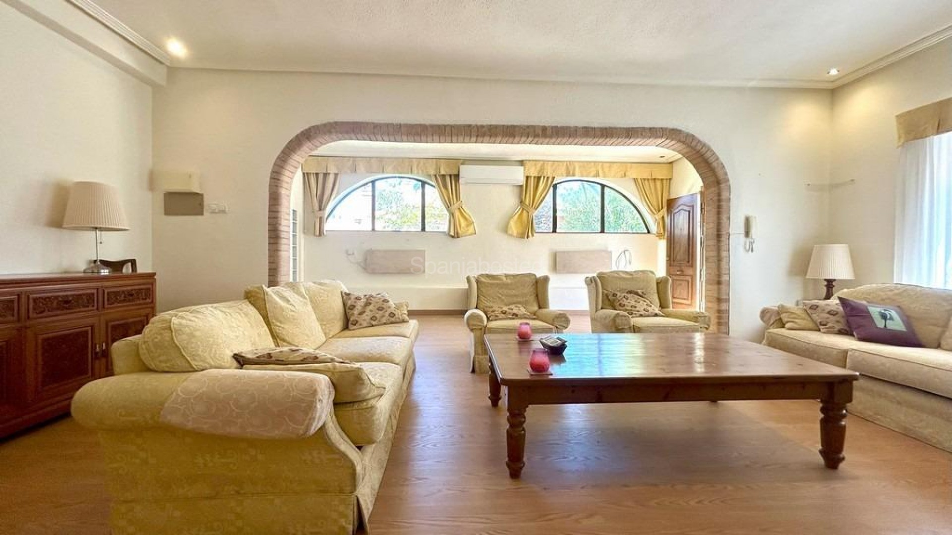 Resale - Villa -
Orihuela Costa - Cabo Roig