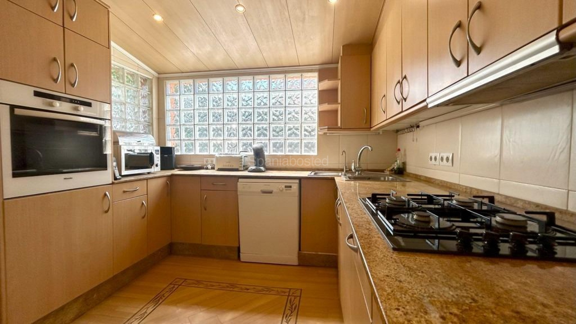 Resale - Villa -
Orihuela Costa - Cabo Roig