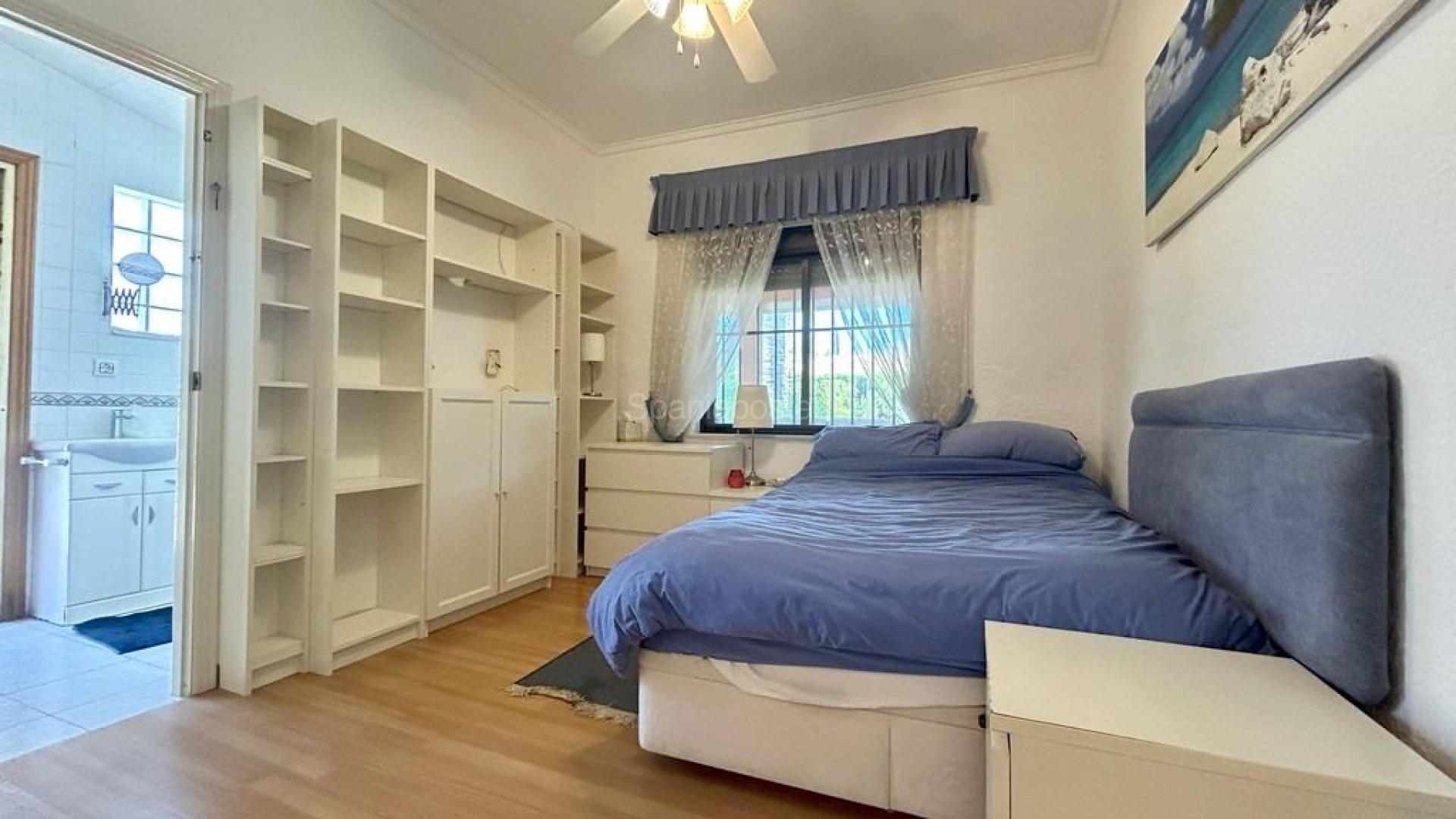 Resale - Villa -
Orihuela Costa - Cabo Roig