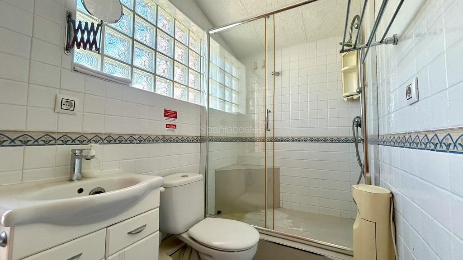 Resale - Villa -
Orihuela Costa - Cabo Roig