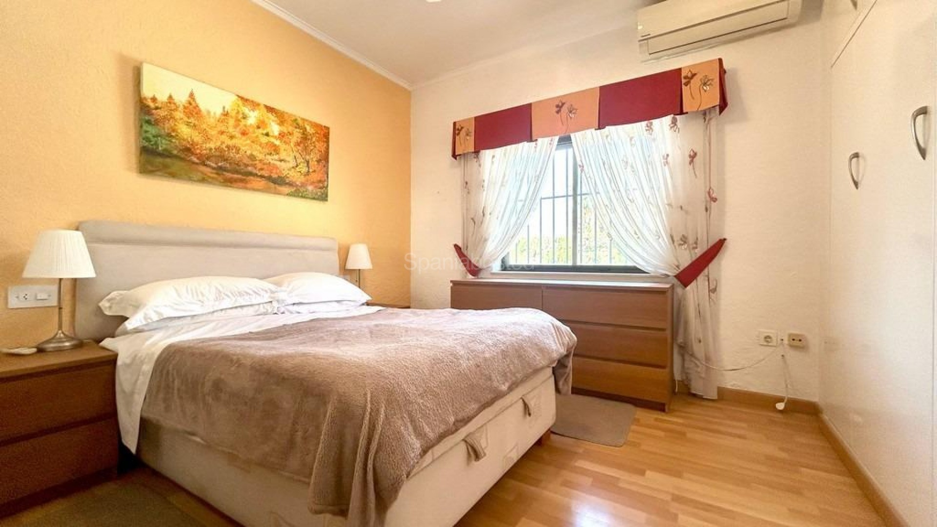 Resale - Villa -
Orihuela Costa - Cabo Roig