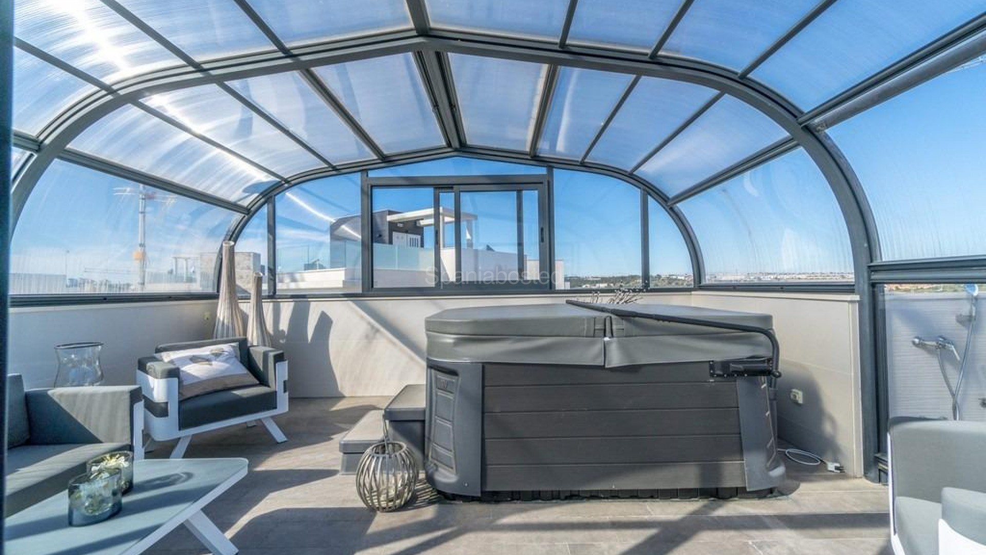 Resale - Villa -
Orihuela Costa - Campoamor