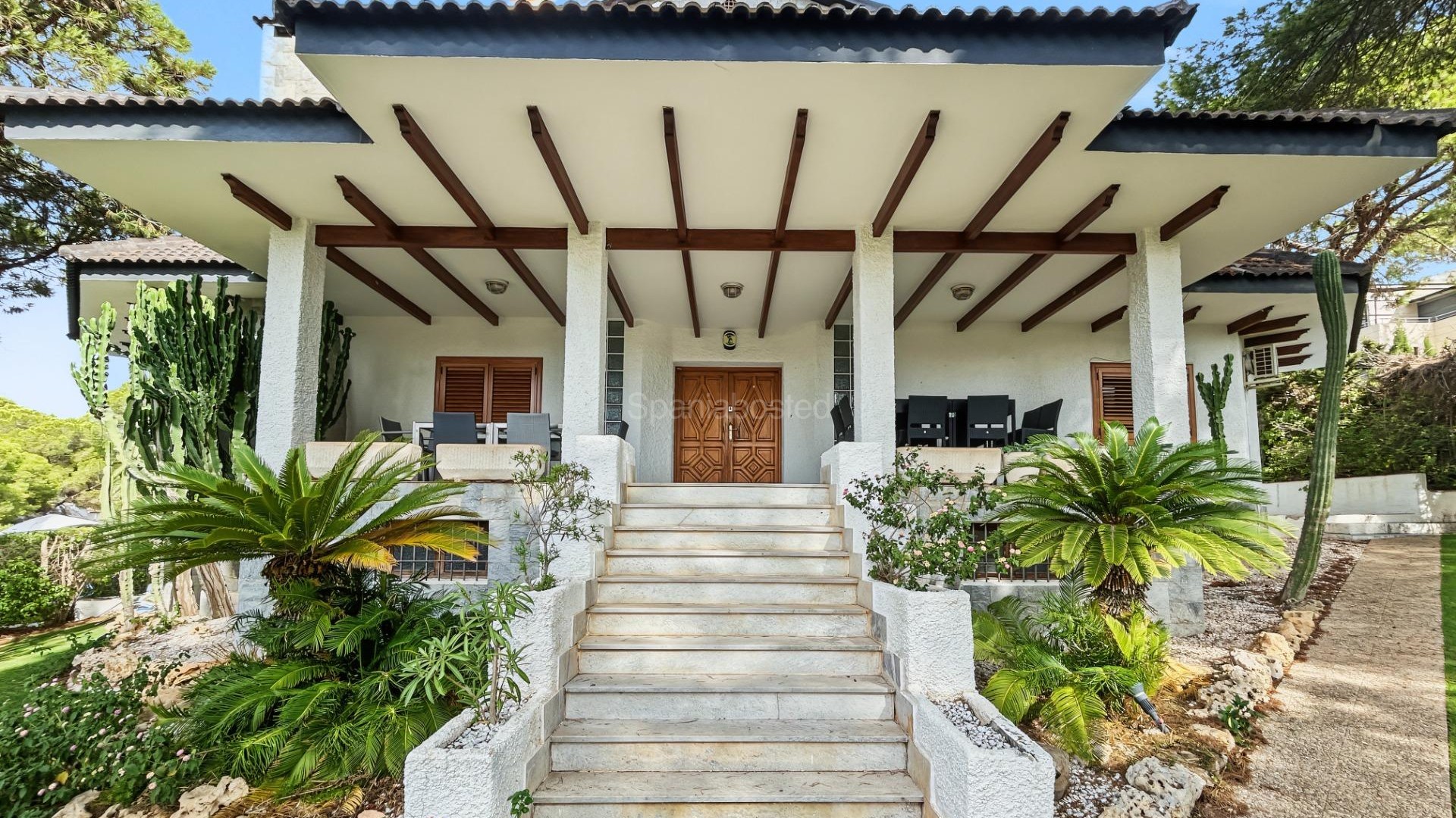 Resale - Villa -
Orihuela Costa - Campoamor