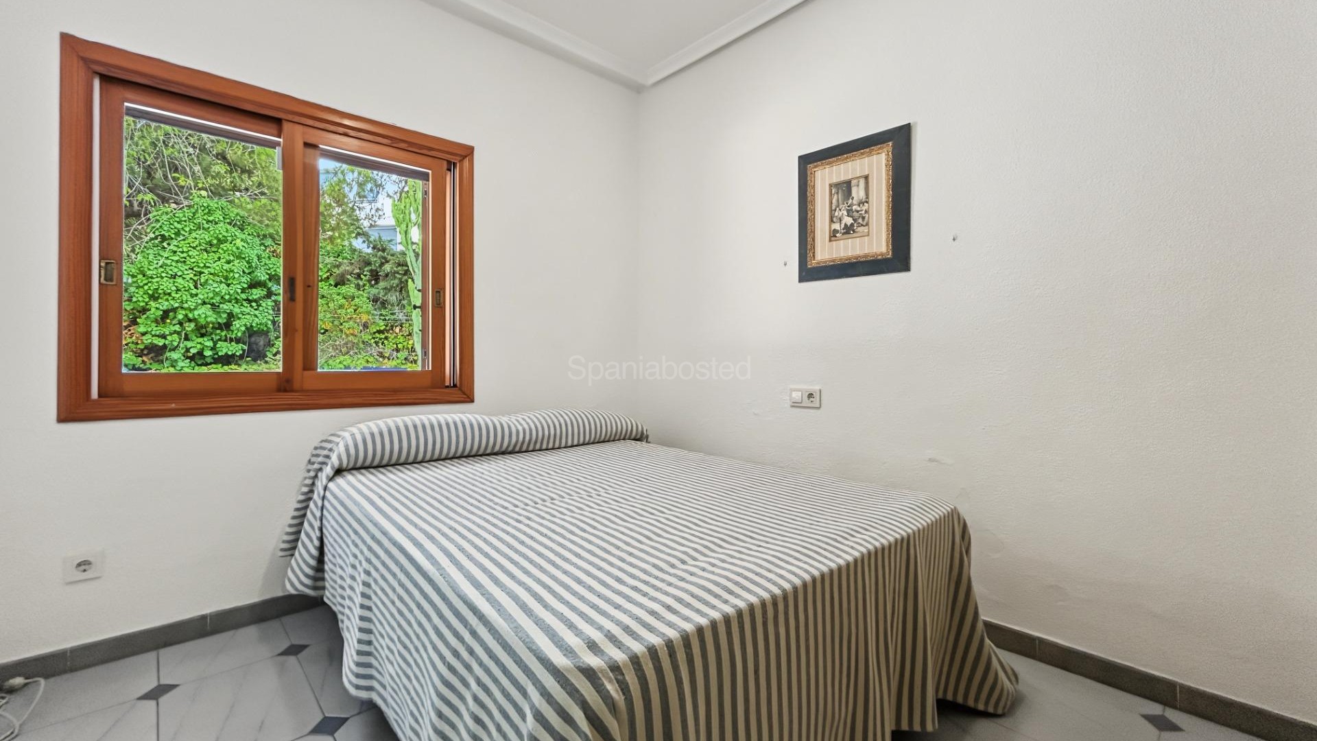 Resale - Villa -
Orihuela Costa - Campoamor