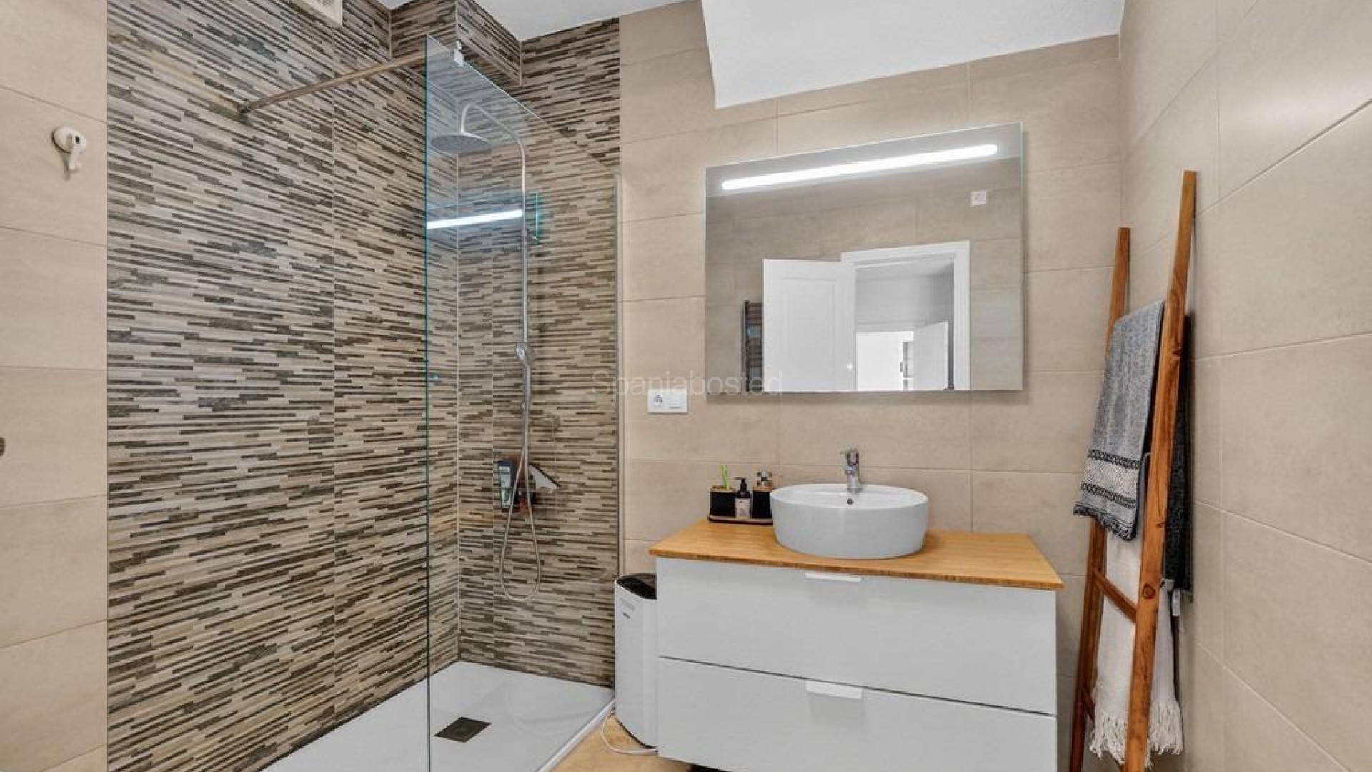 Resale - Villa -
Orihuela Costa - Las Ramblas