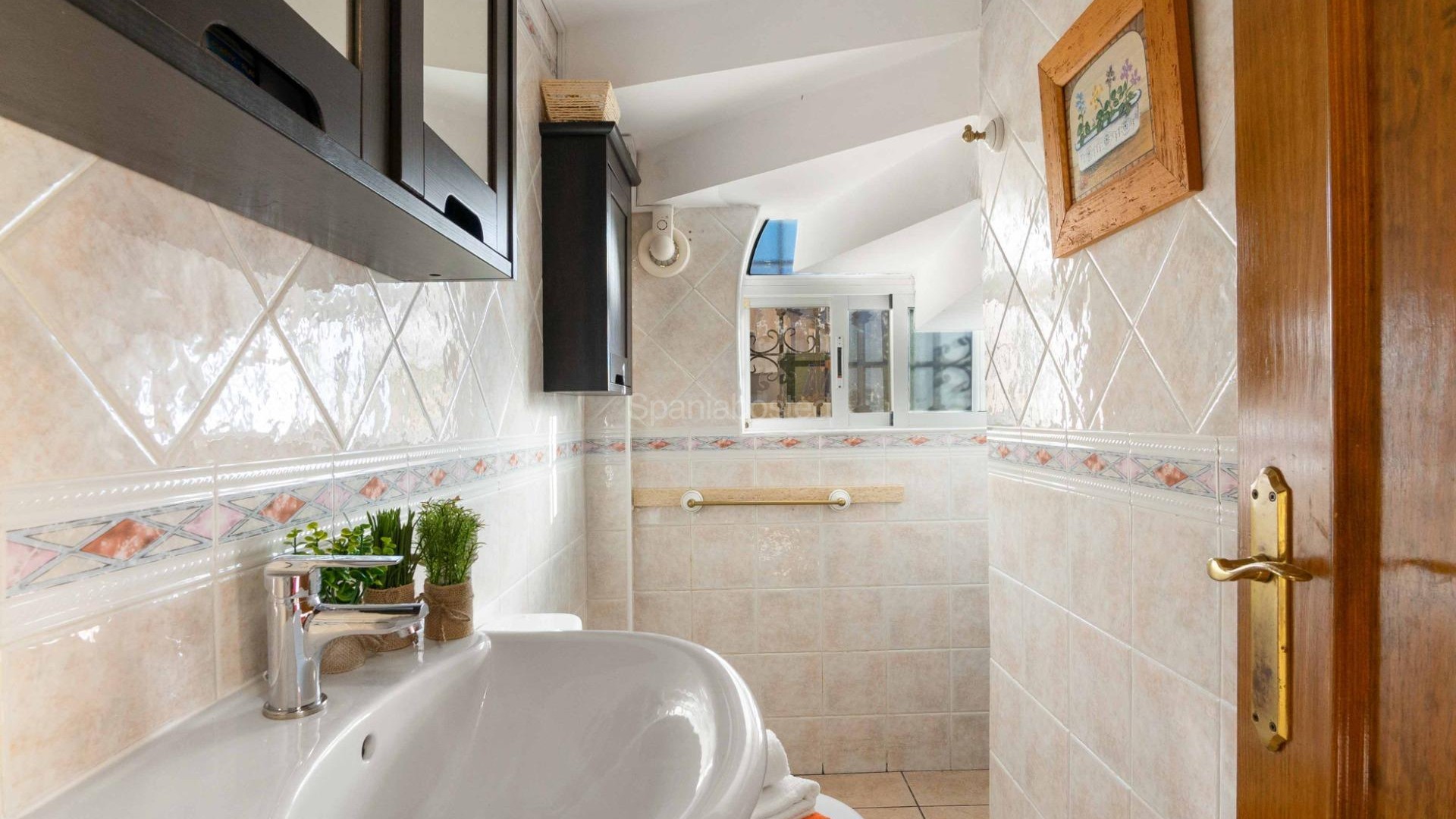 Resale - Villa -
Orihuela Costa - Los Almendros-La Florida