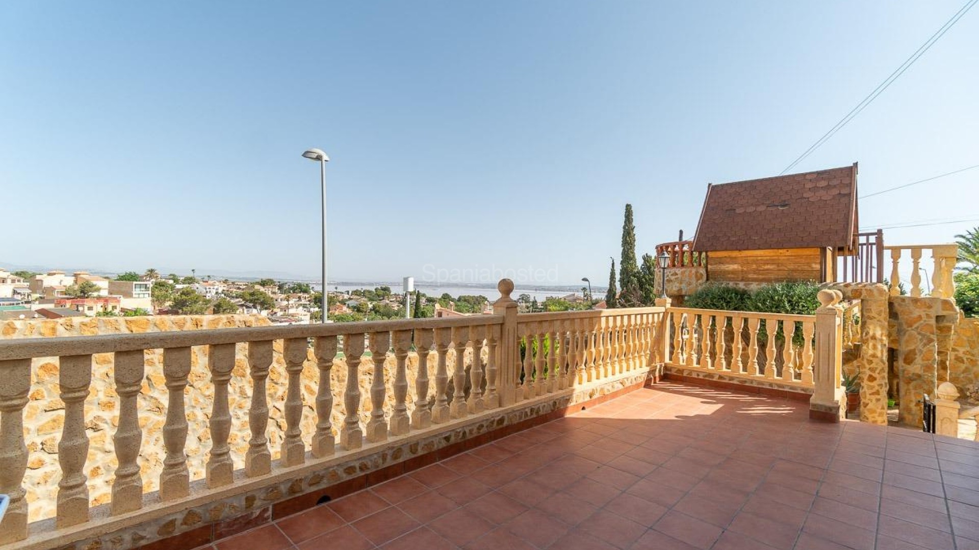 Resale - Villa -
Orihuela Costa - Los Altos