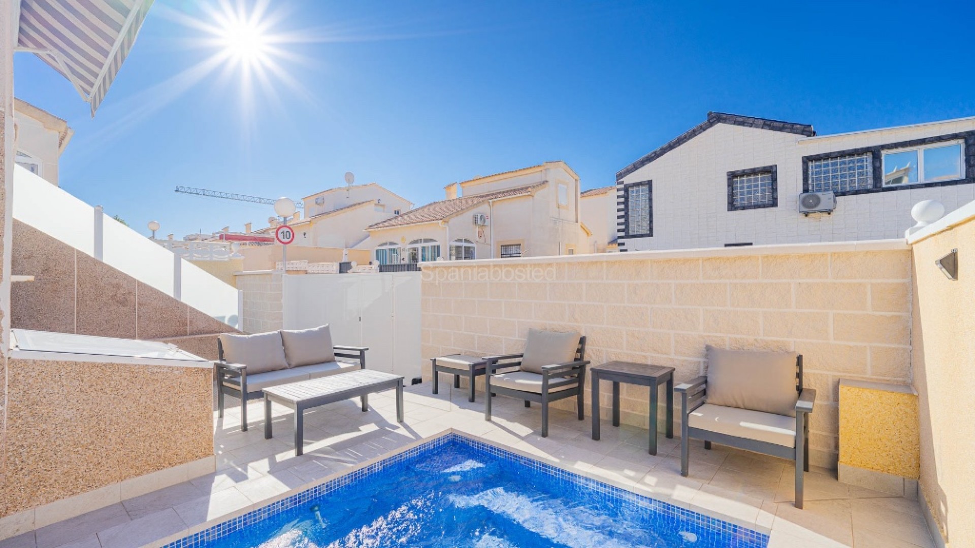 Resale - Villa -
Orihuela Costa - Los Altos