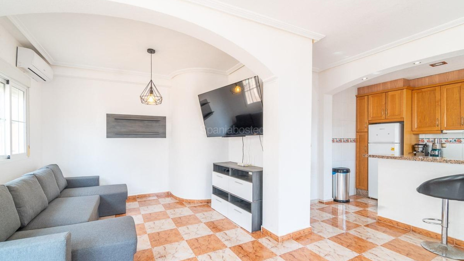 Resale - Villa -
Orihuela Costa - Los Dolses