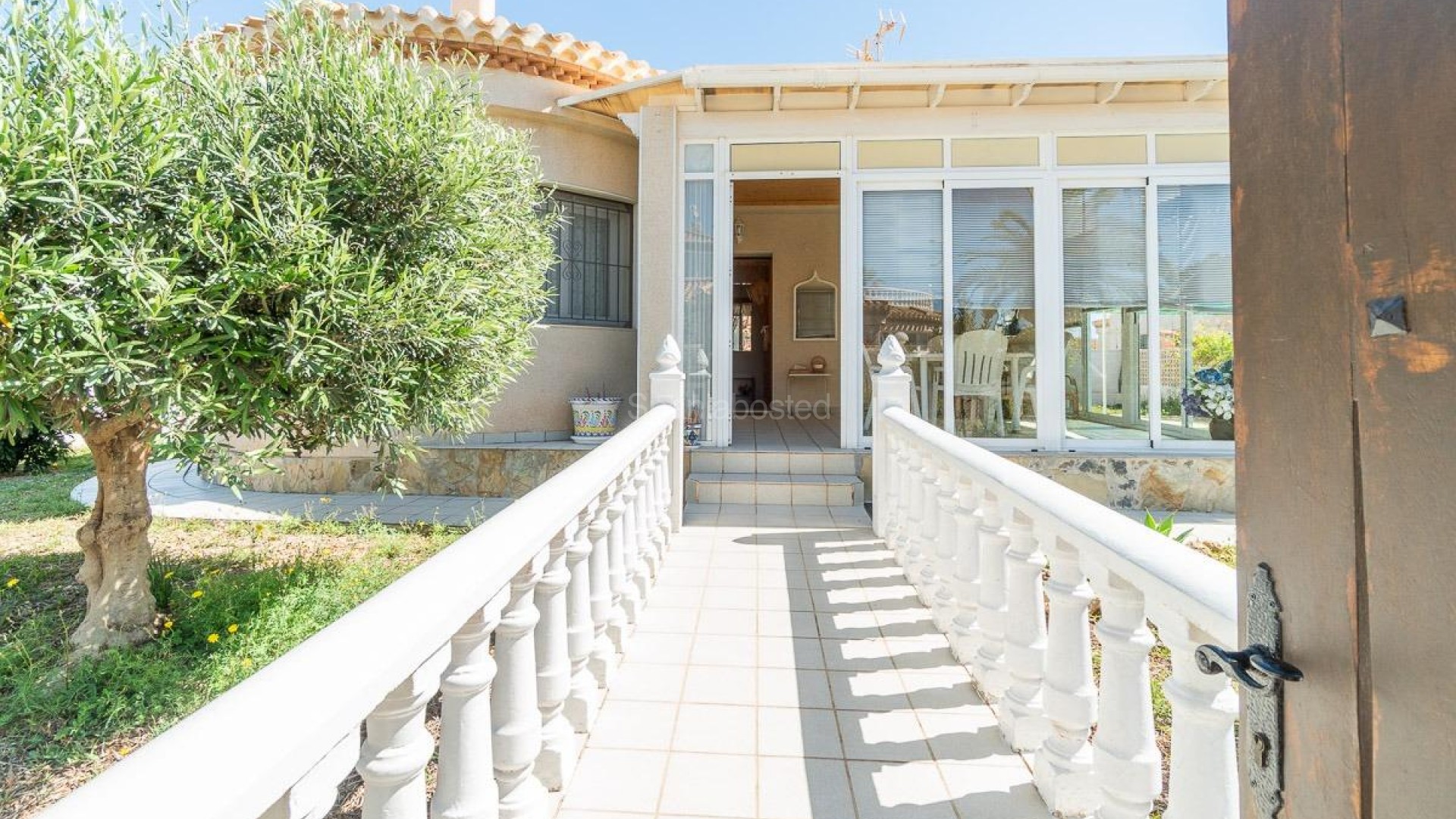 Resale - Villa -
Orihuela Costa - Playa Flamenca