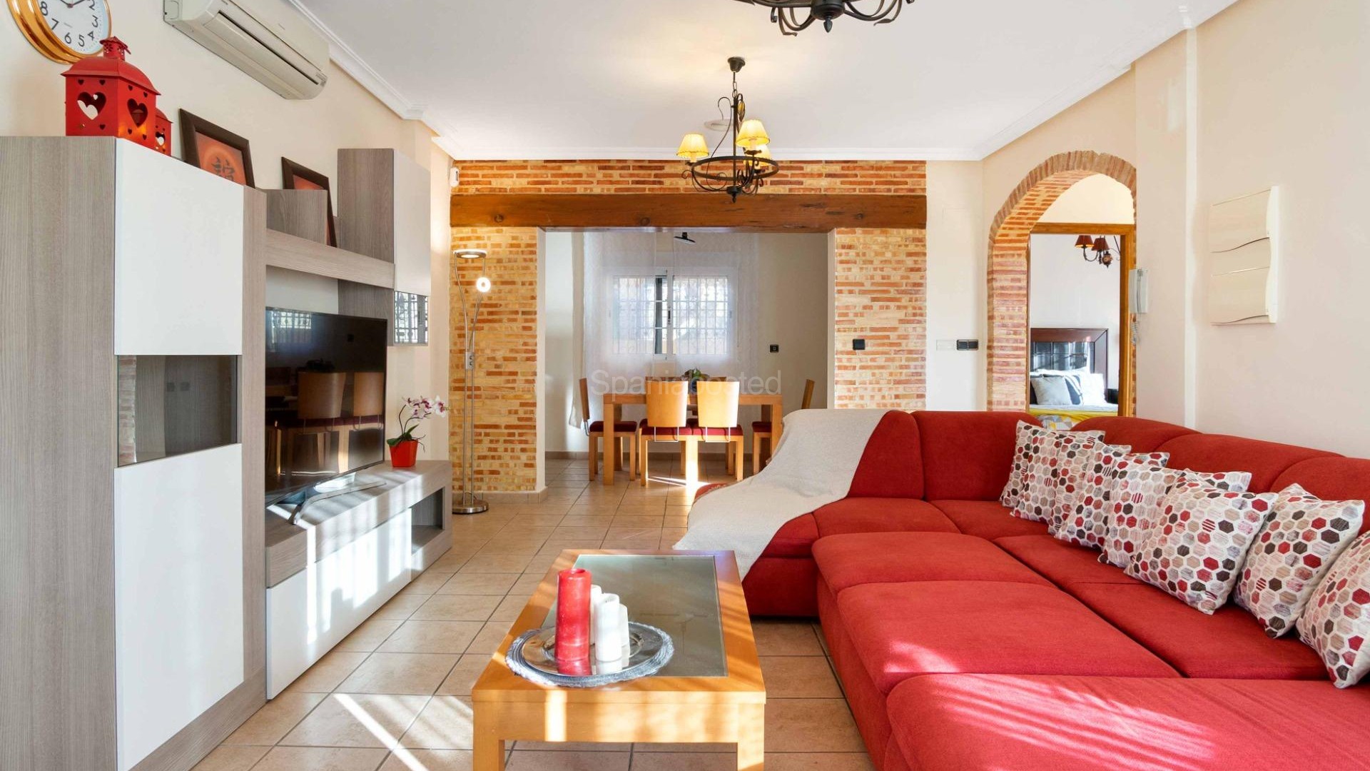 Resale - Villa -
Orihuela Costa - Playa Flamenca