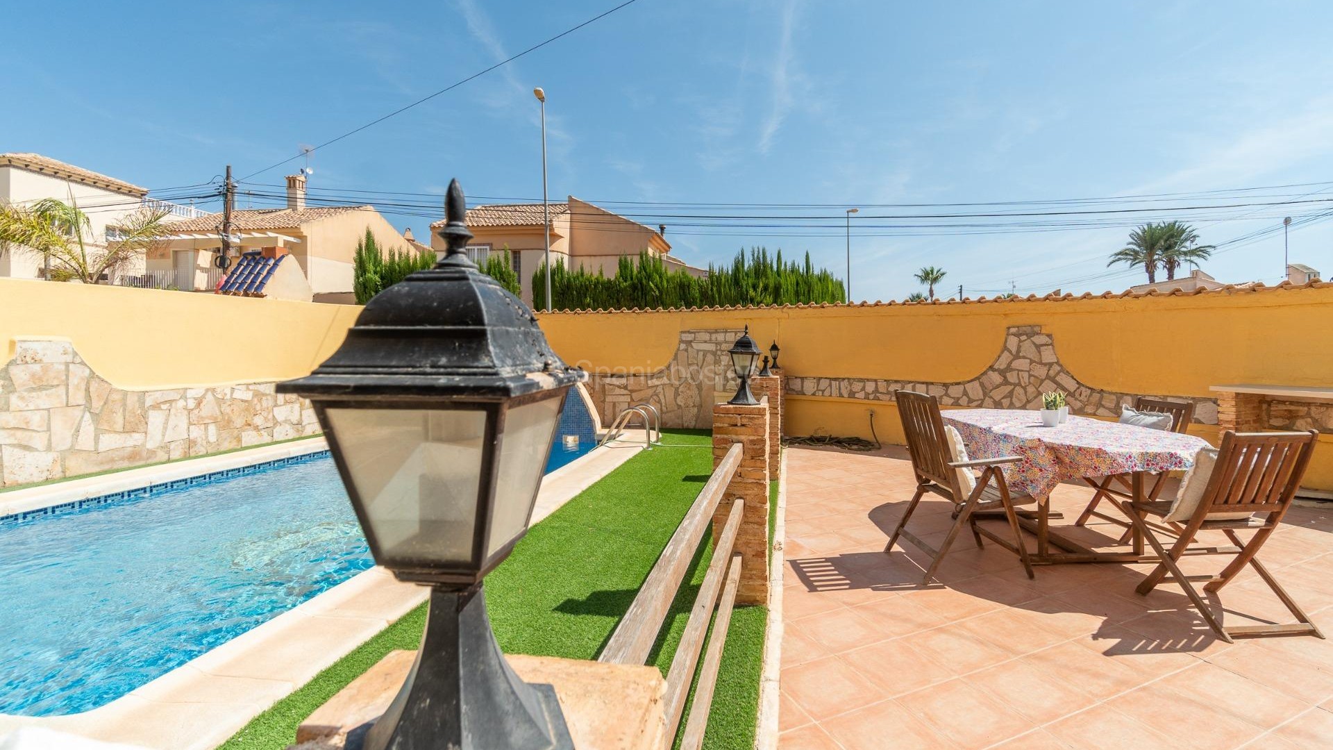 Resale - Villa -
Orihuela Costa - Playa Flamenca