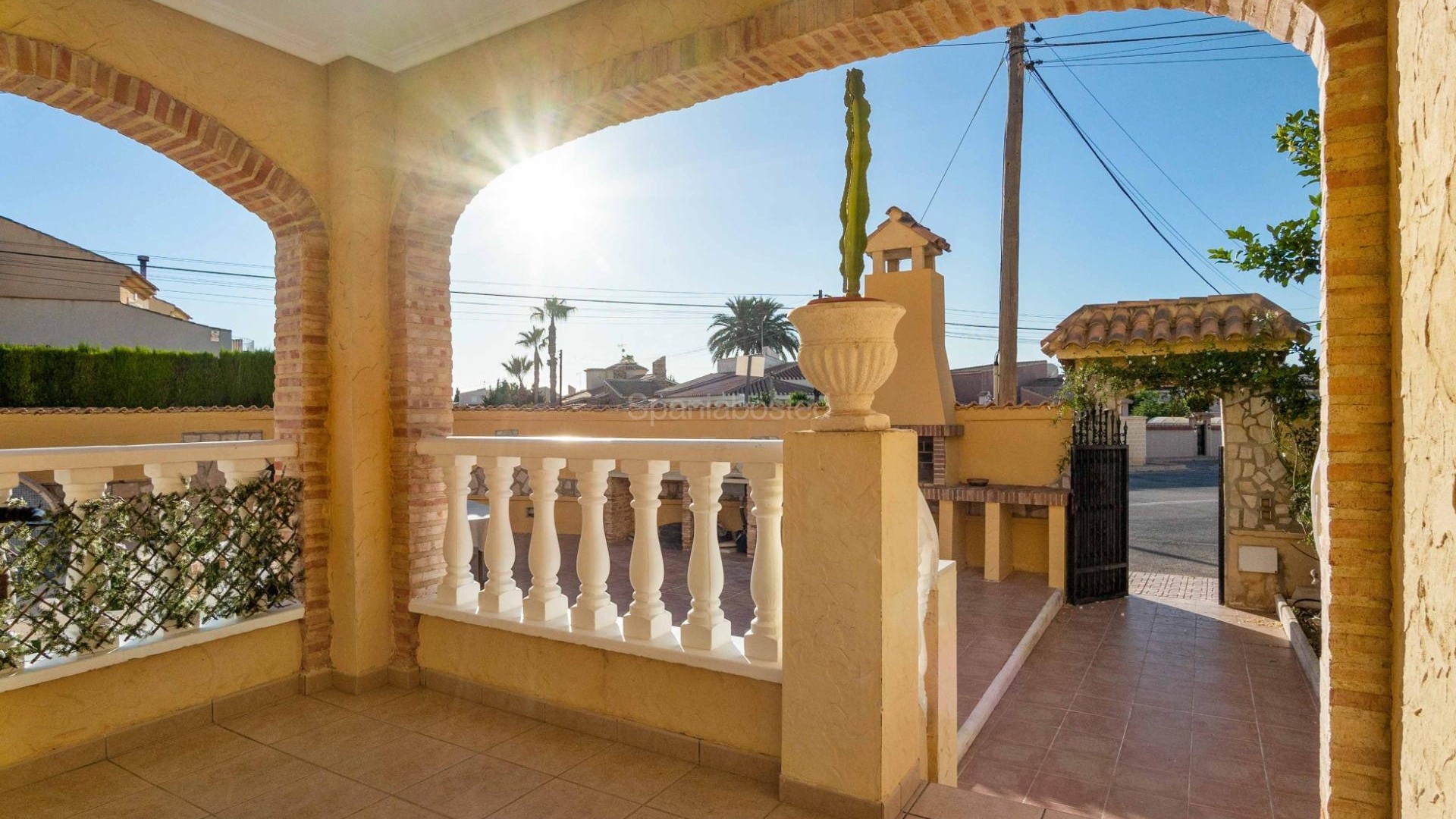 Resale - Villa -
Orihuela Costa - Playa Flamenca