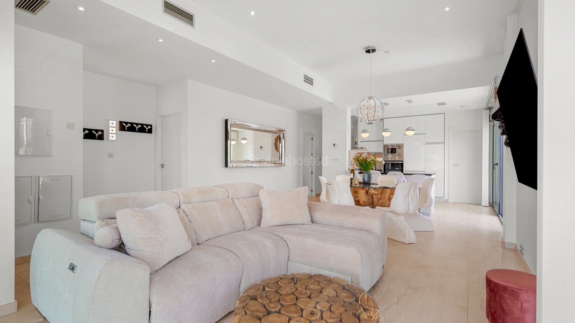 Resale - Villa -
Orihuela Costa - Villamartin