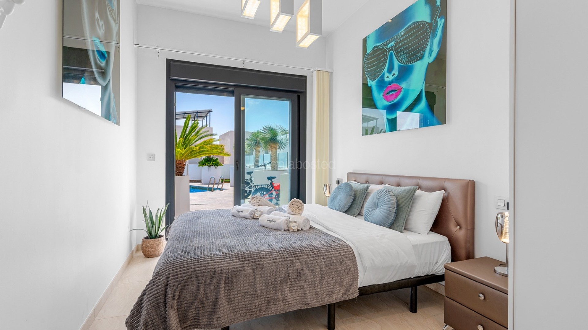 Resale - Villa -
Orihuela Costa - Villamartin