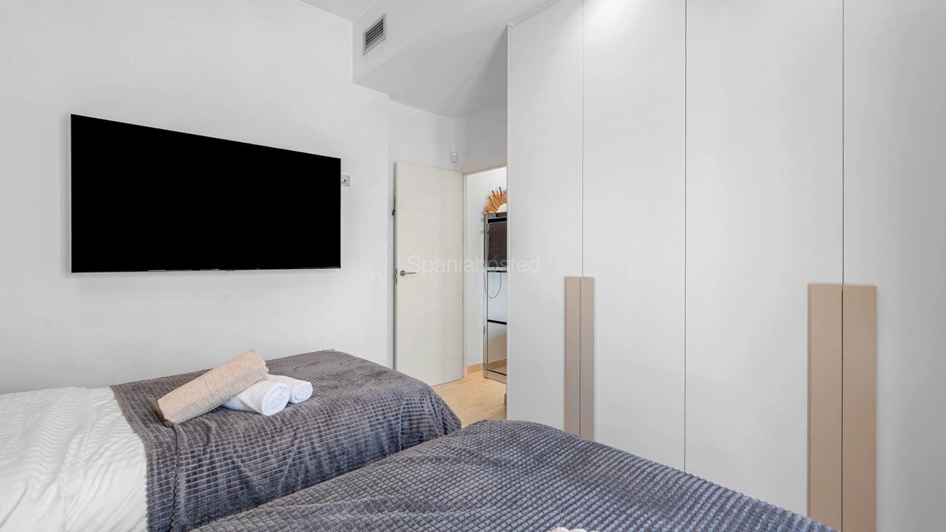 Resale - Villa -
Orihuela Costa - Villamartin