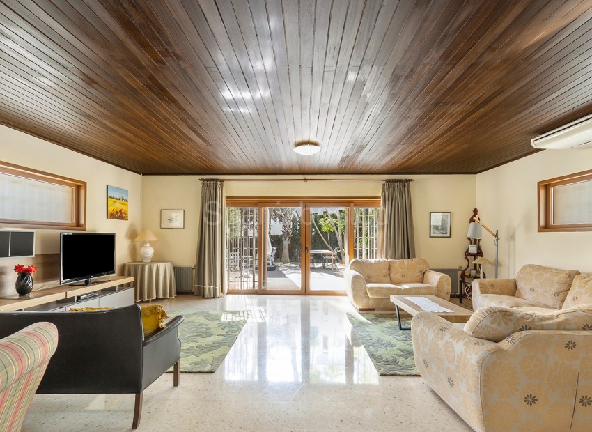 Resale - Villa -
Orihuela Costa - Villamartin