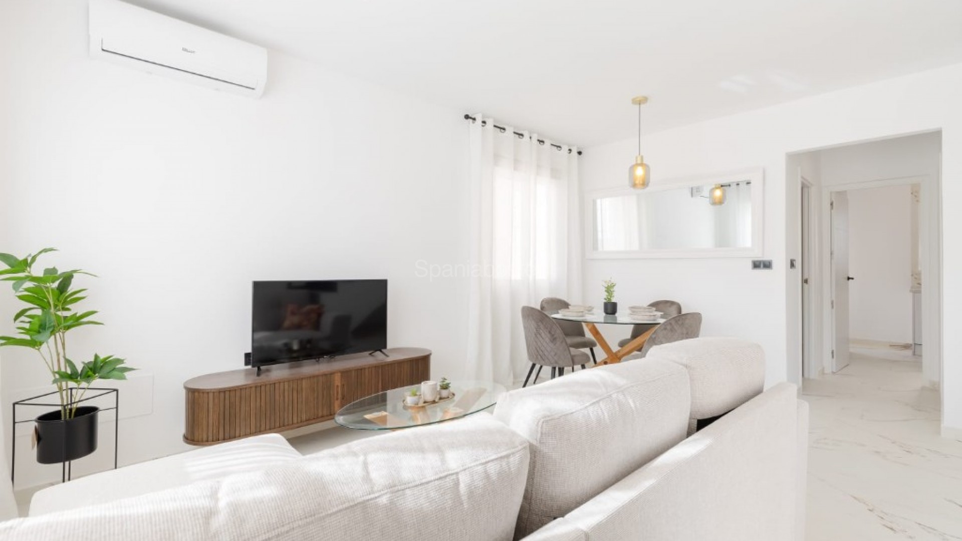 Resale - Villa -
Orihuela Costa - Villamartin