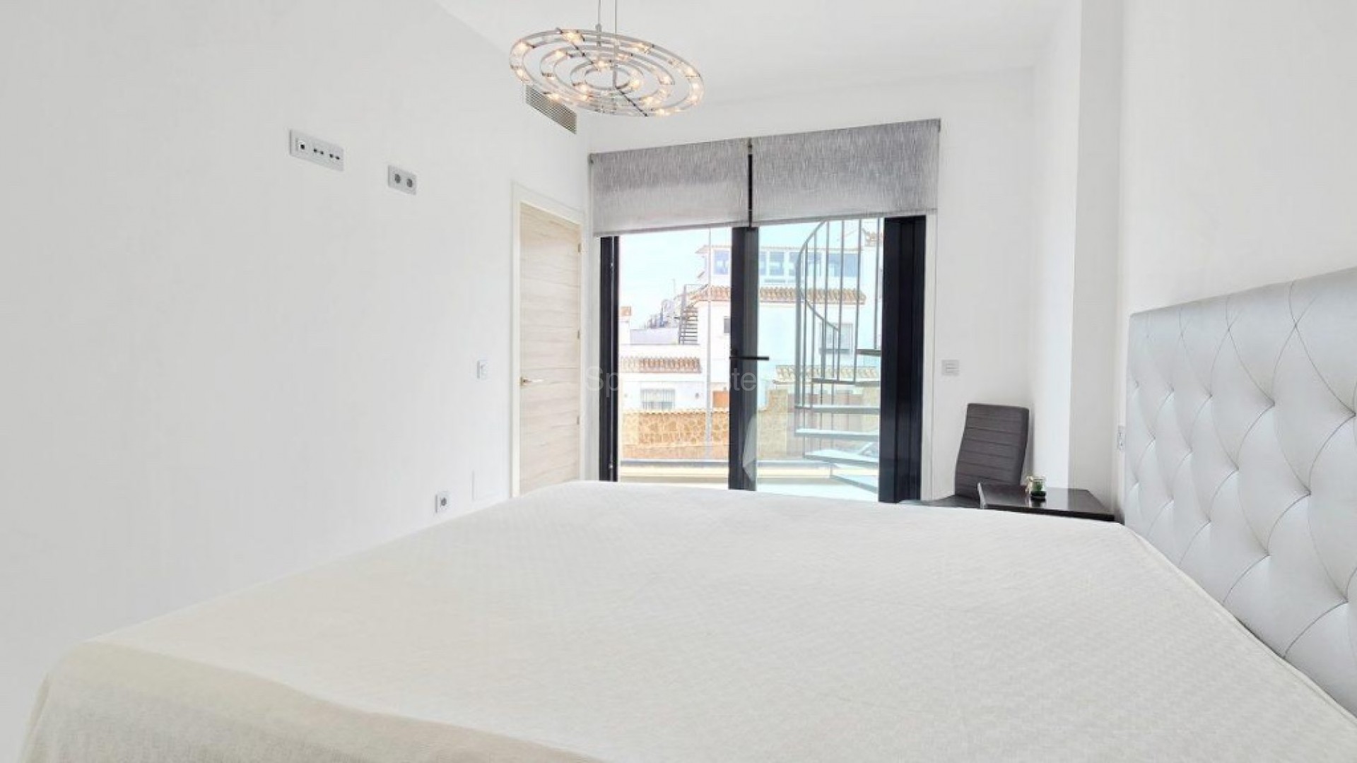 Resale - Villa -
Orihuela Costa - Villamartin