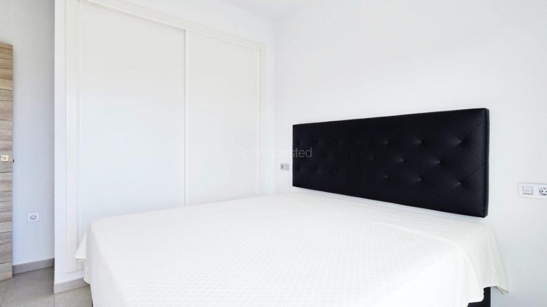 Resale - Villa -
Orihuela Costa - Villamartin