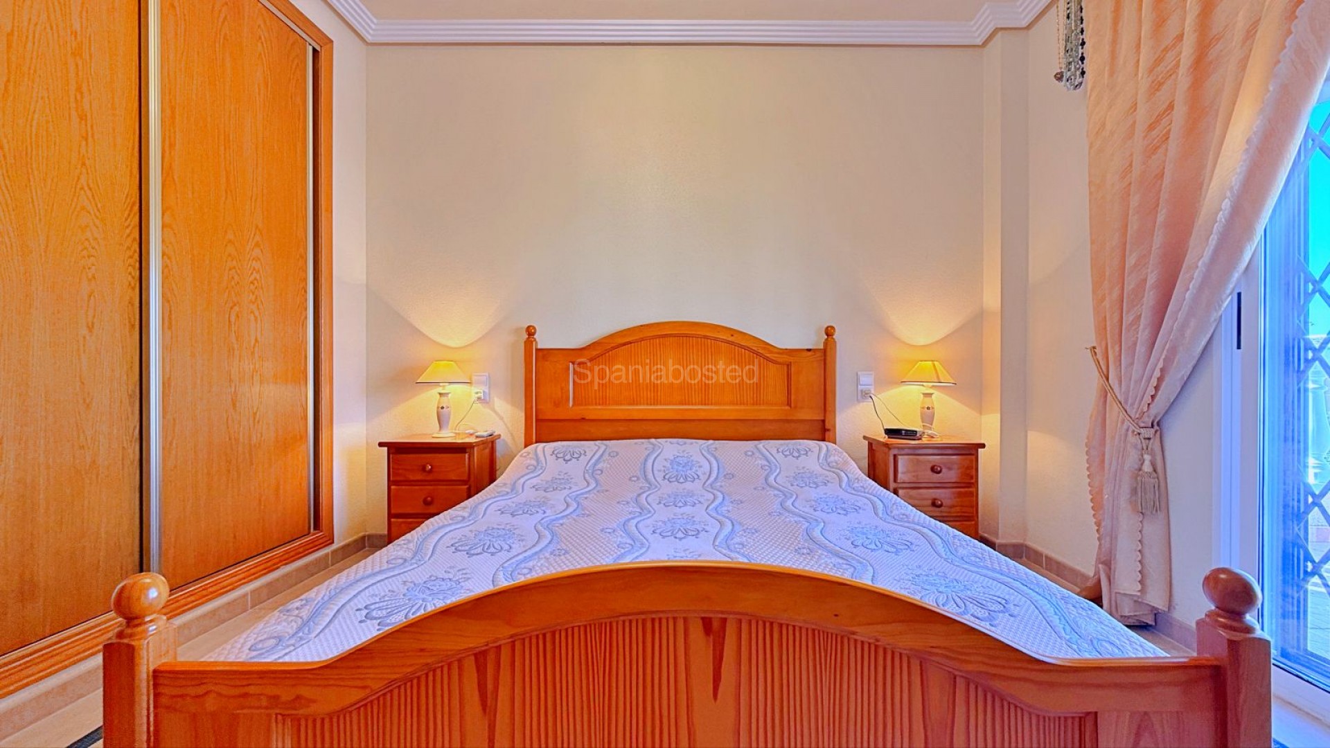 Resale - Villa -
Orihuela - Orihuela Costa