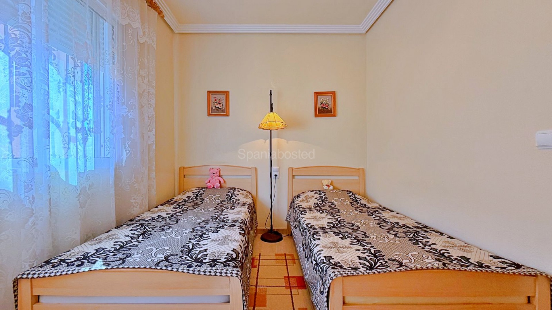 Resale - Villa -
Orihuela - Orihuela Costa