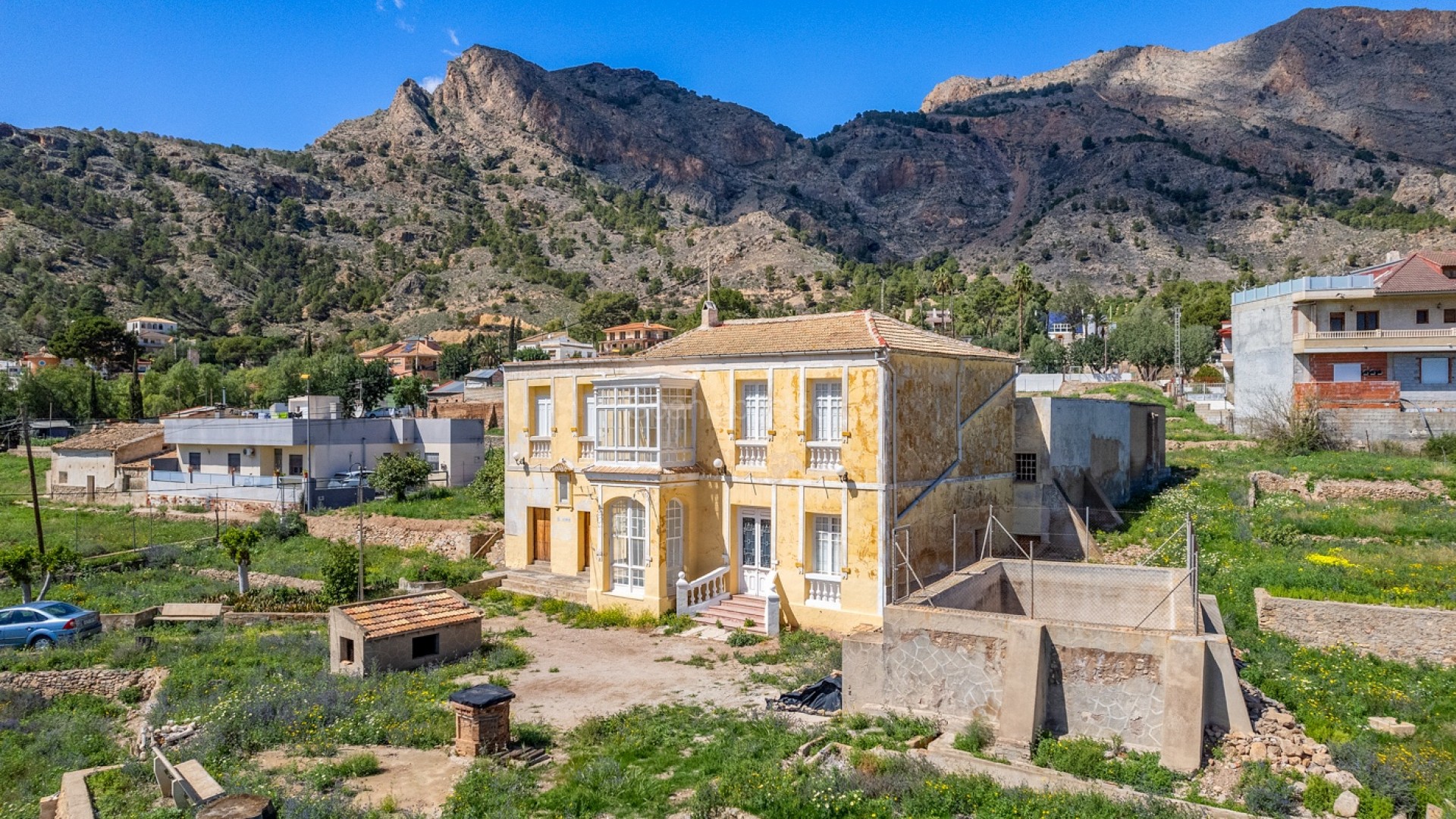 Resale - Villa -
Orihuela