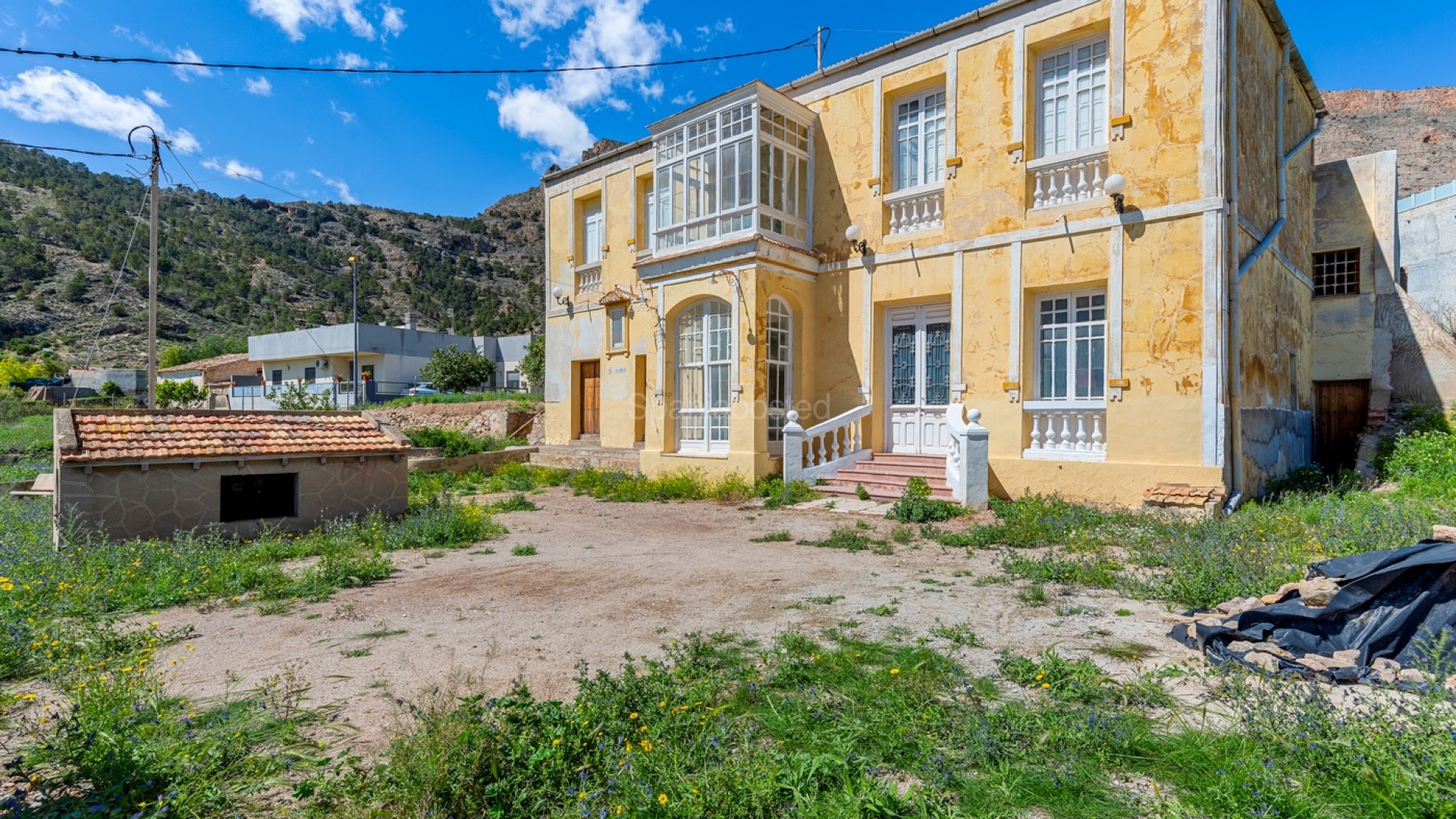 Resale - Villa -
Orihuela