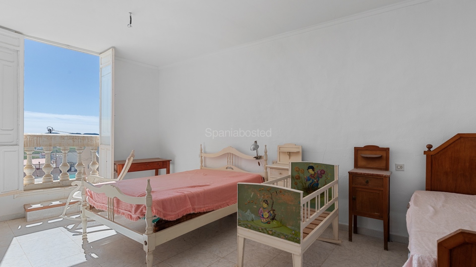 Resale - Villa -
Orihuela