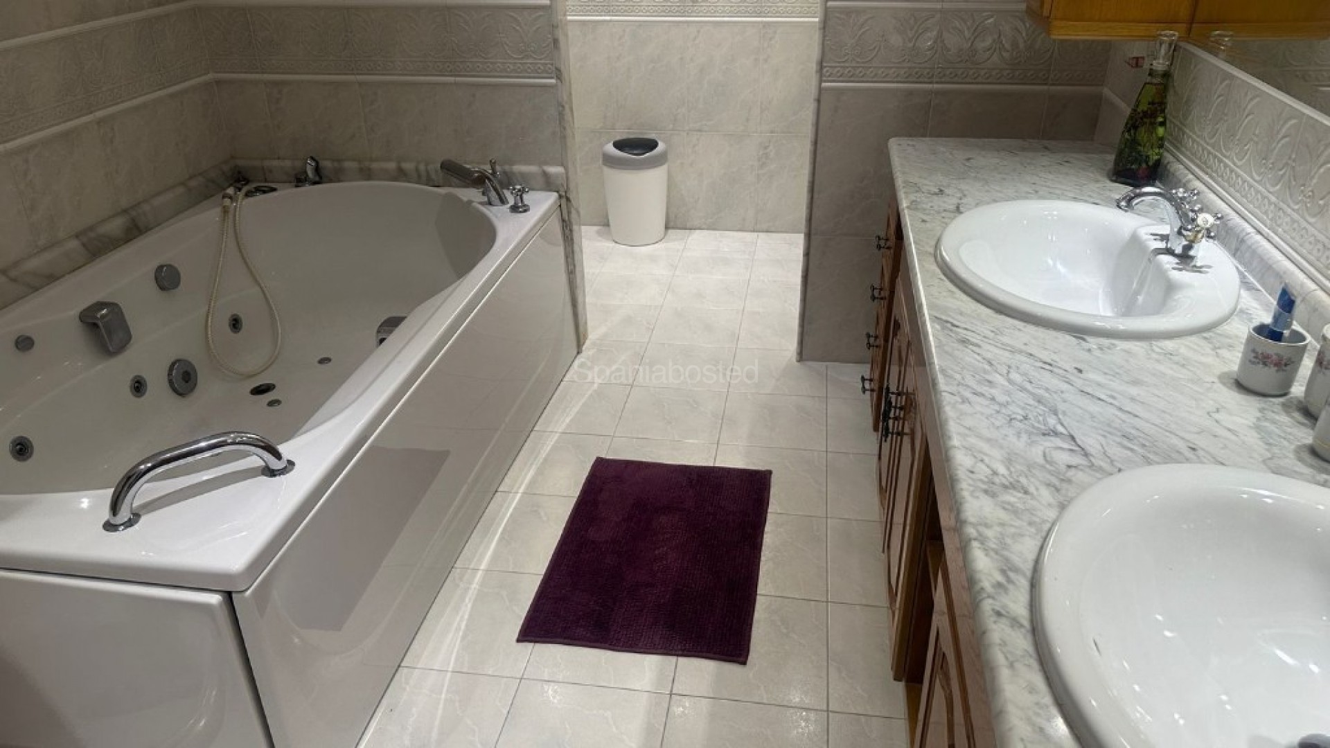 Resale - Villa -
Orihuela