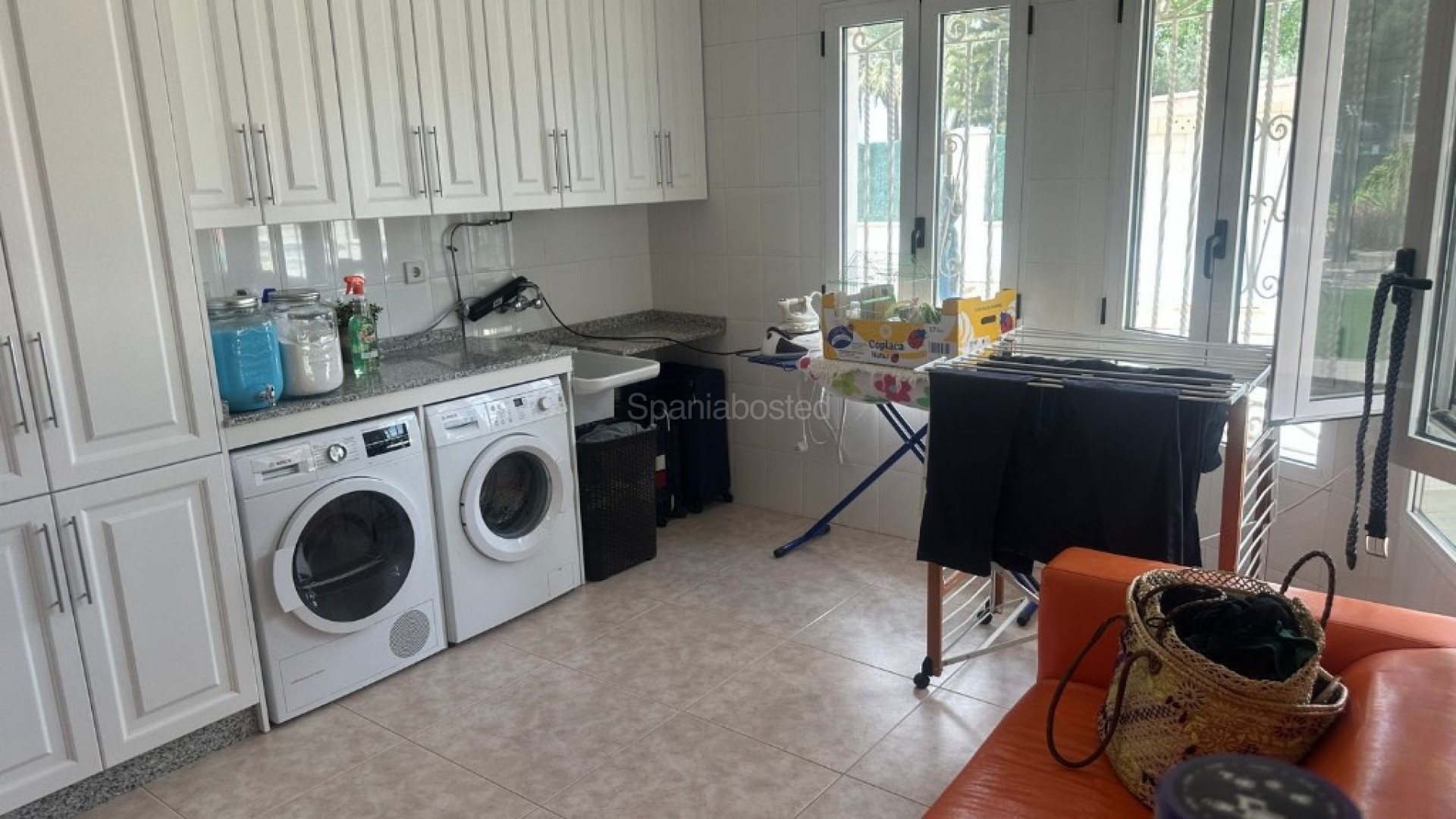 Resale - Villa -
Orihuela