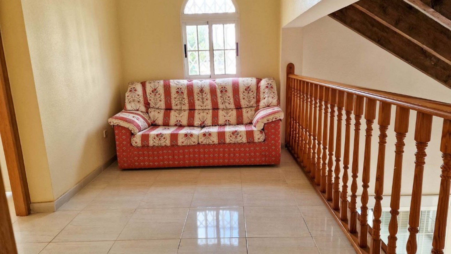 Resale - Villa -
Playa Flamenca