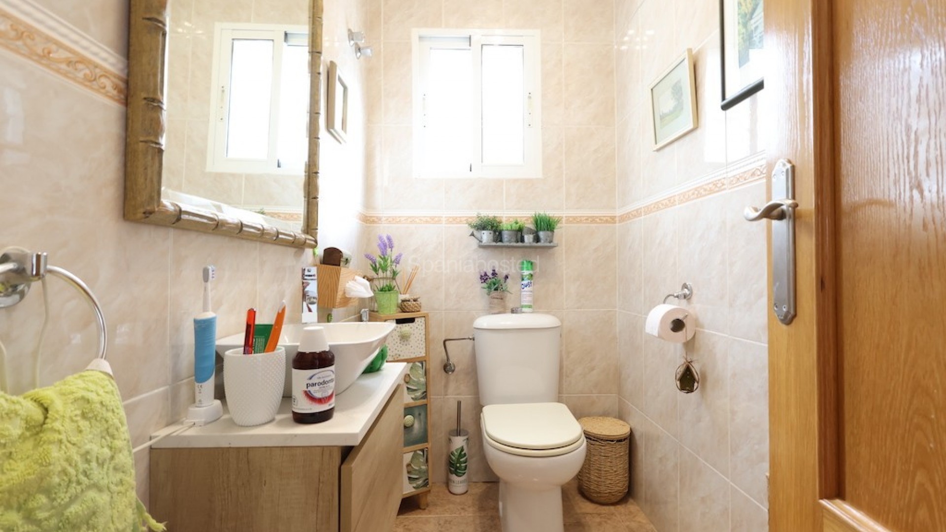 Resale - Villa -
Playa Flamenca