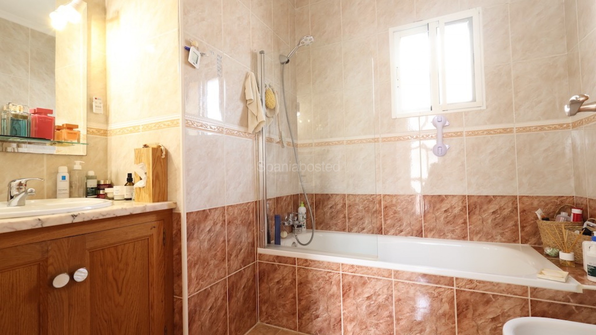 Resale - Villa -
Playa Flamenca