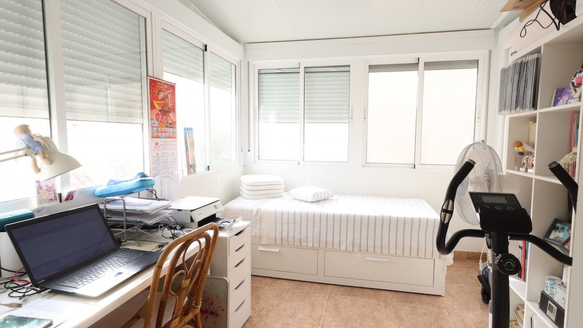 Resale - Villa -
Playa Flamenca