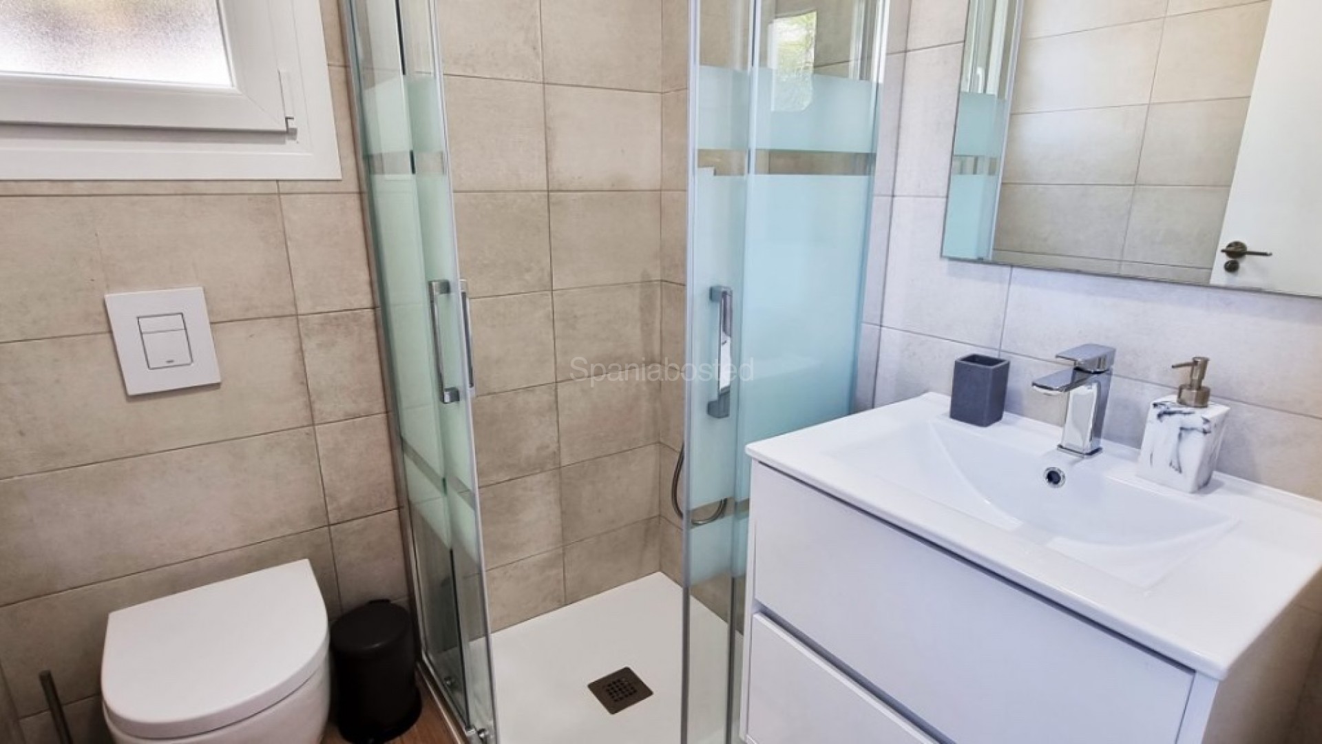 Resale - Villa -
Playa Flamenca