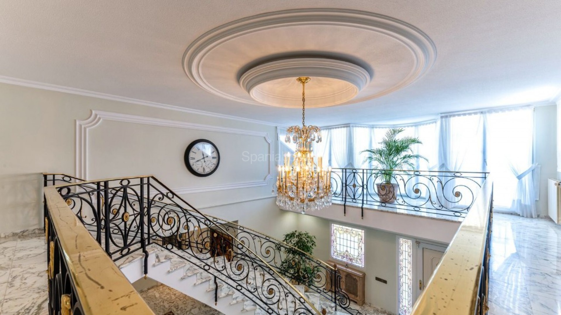 Resale - Villa -
Playa San Juan