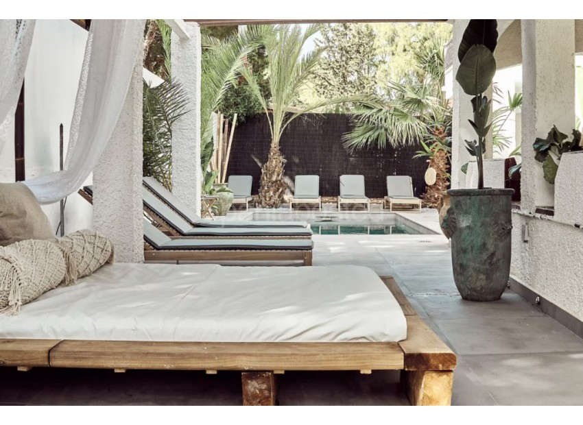 Resale - Villa -
Punta Prima