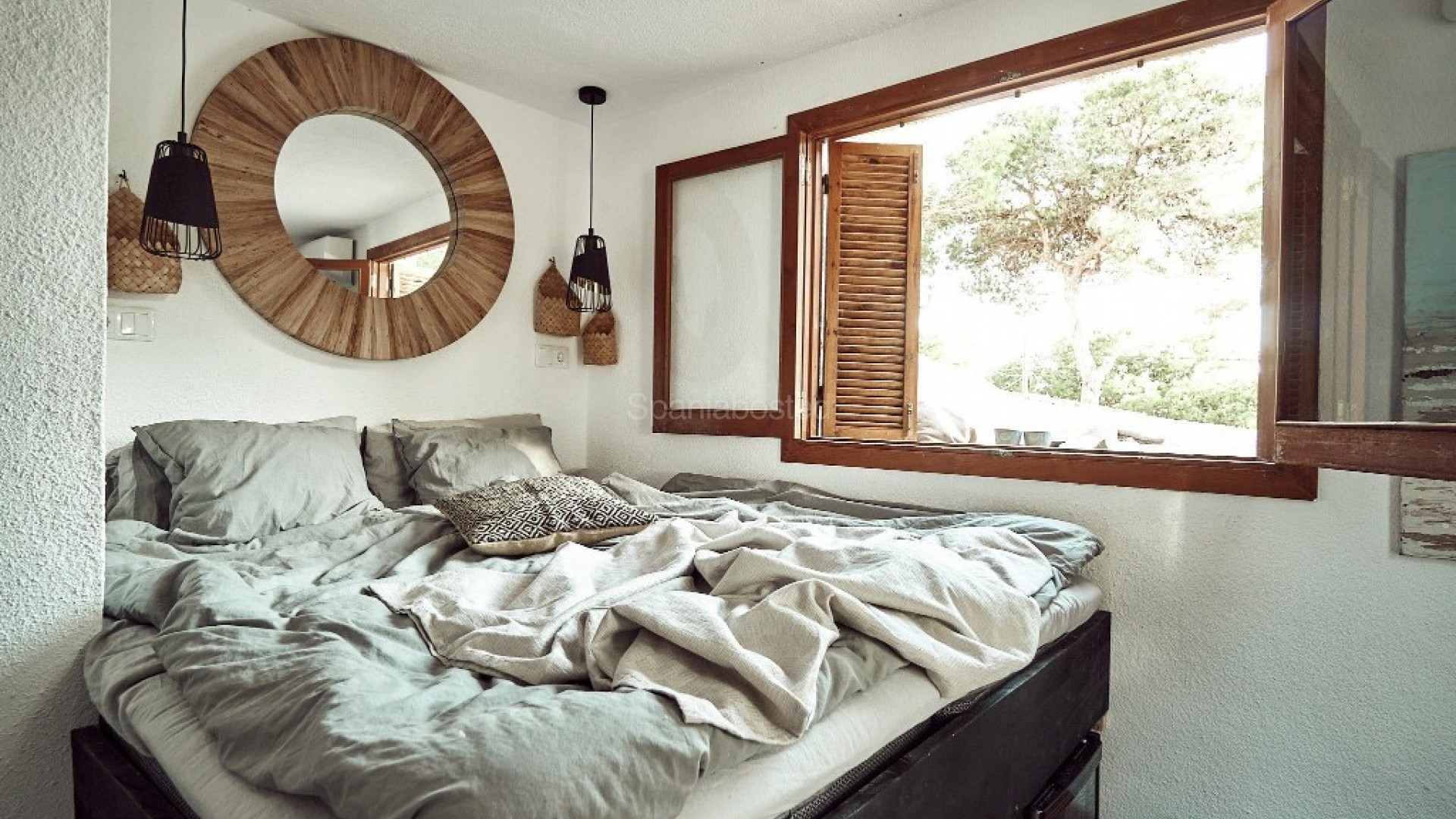 Resale - Villa -
Punta Prima