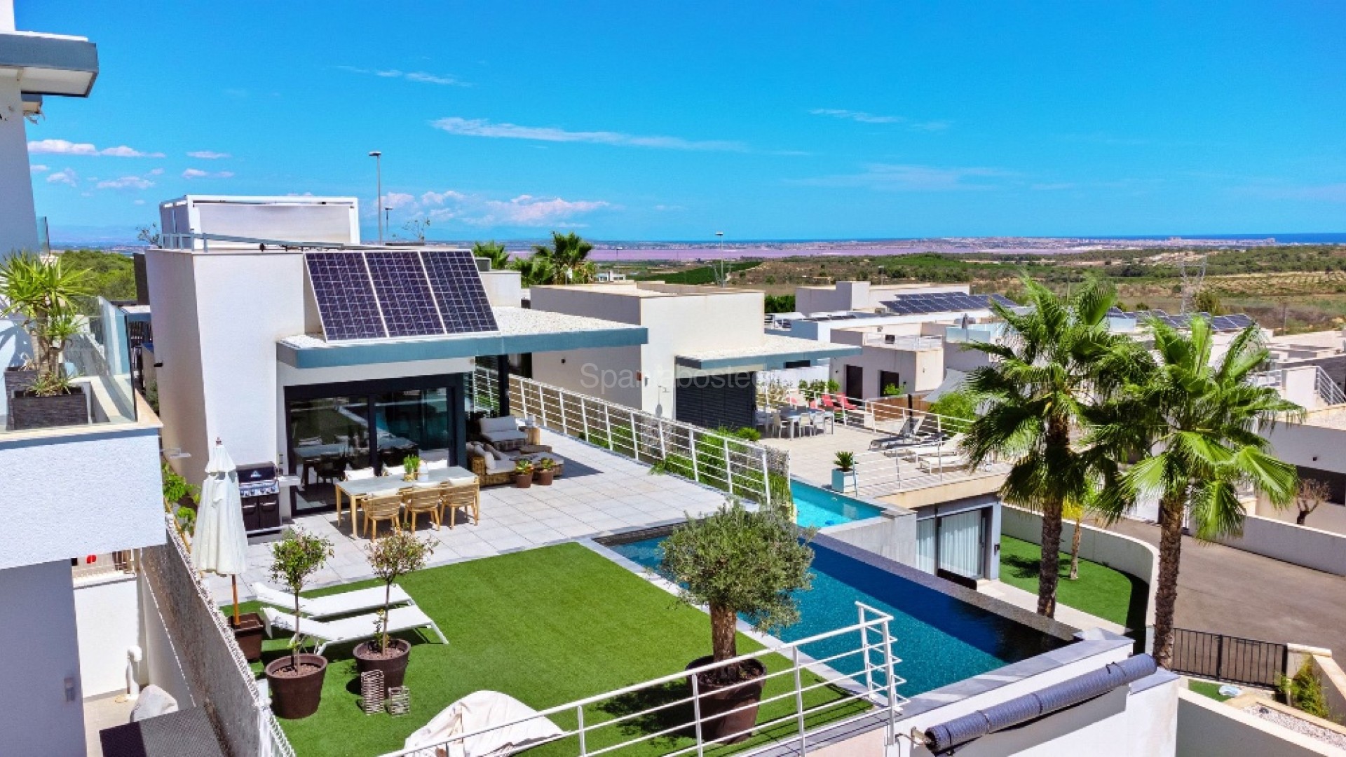 Resale - Villa -
San Miguel de Salinas