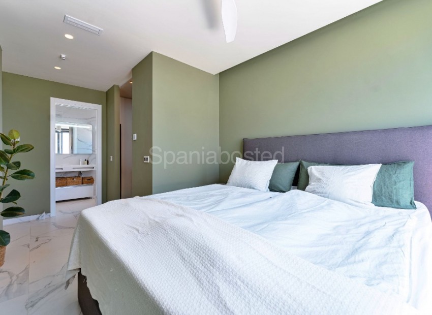 Resale - Villa -
San Miguel de Salinas