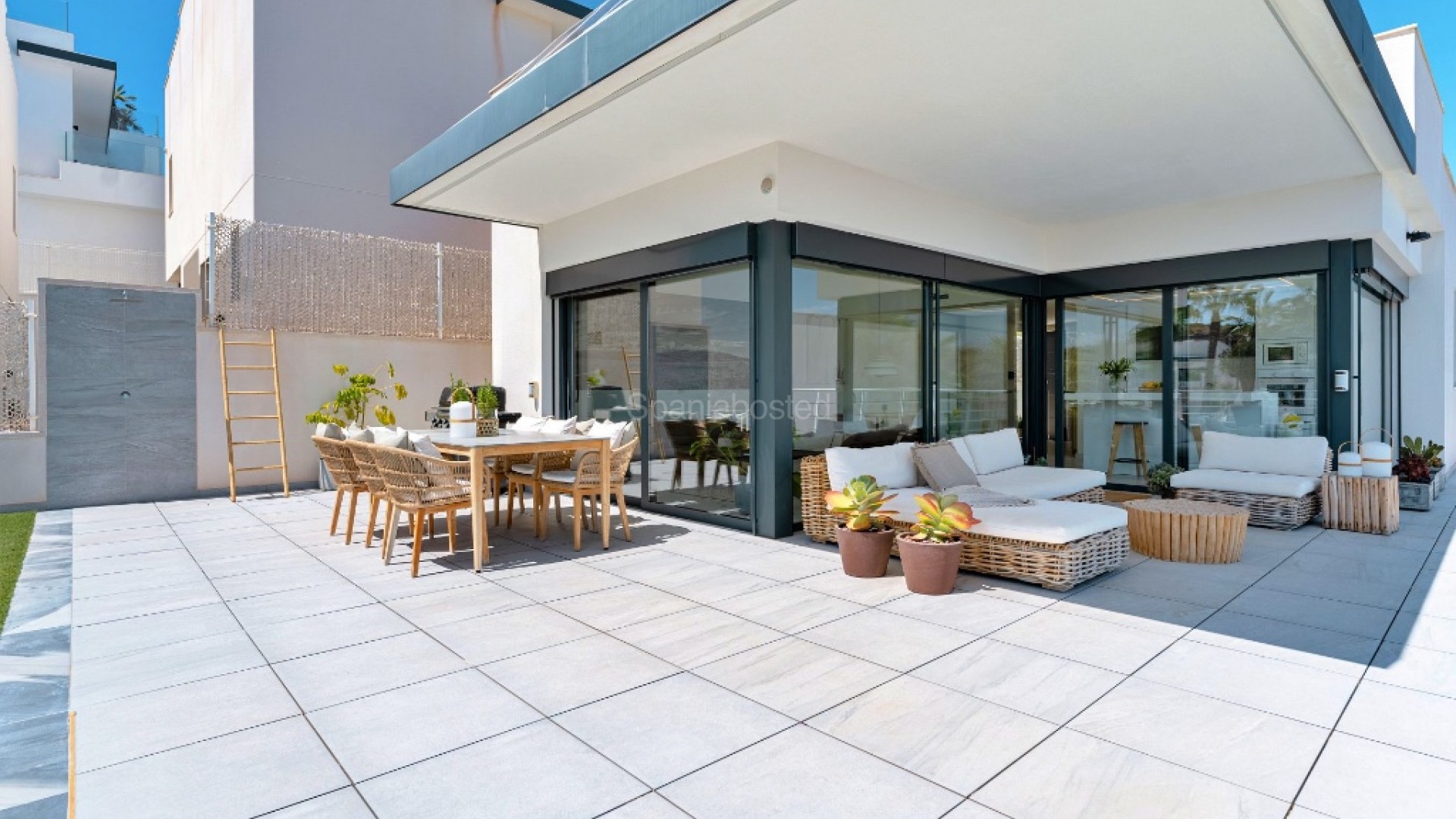 Resale - Villa -
San Miguel de Salinas