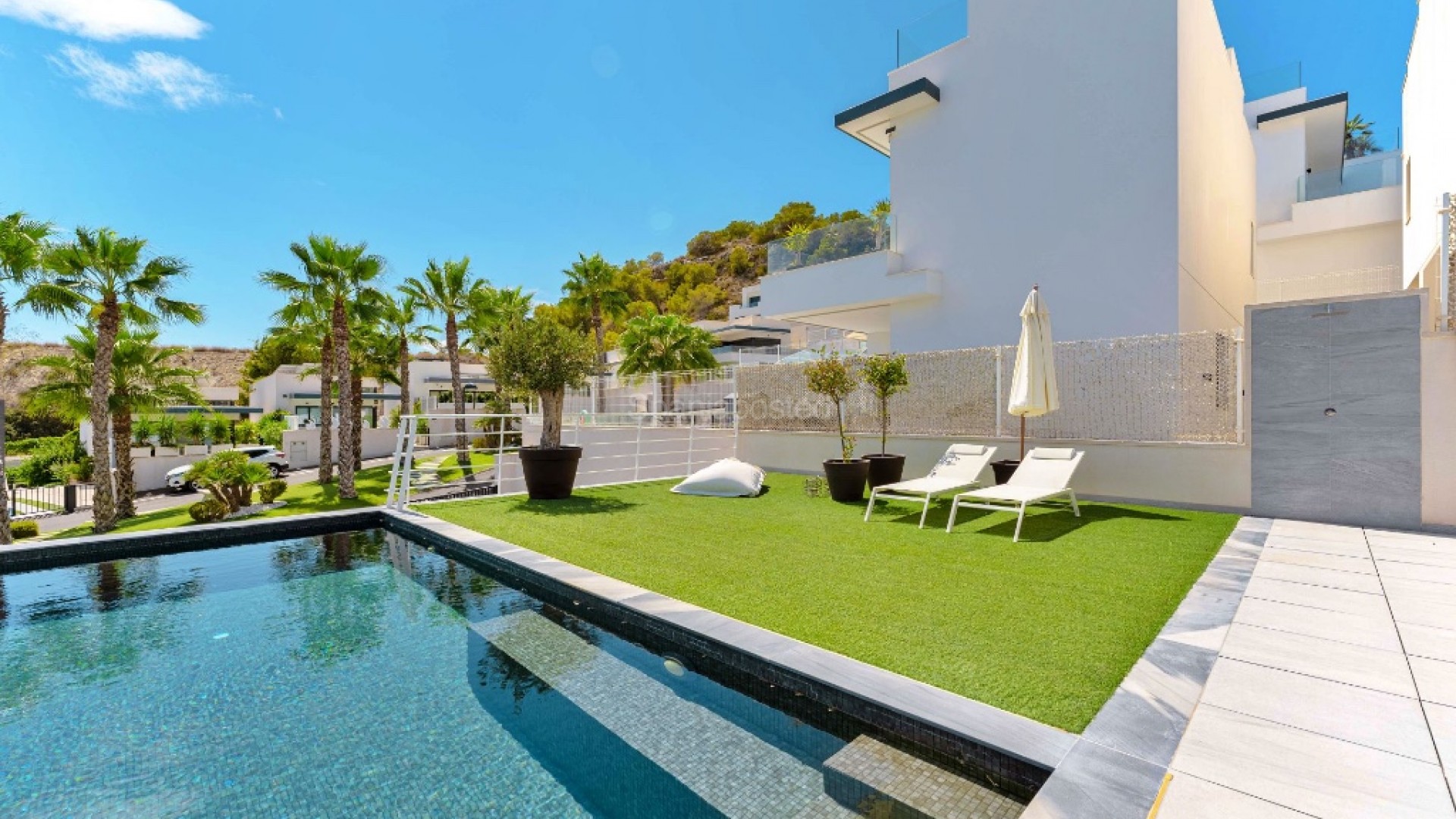 Resale - Villa -
San Miguel de Salinas