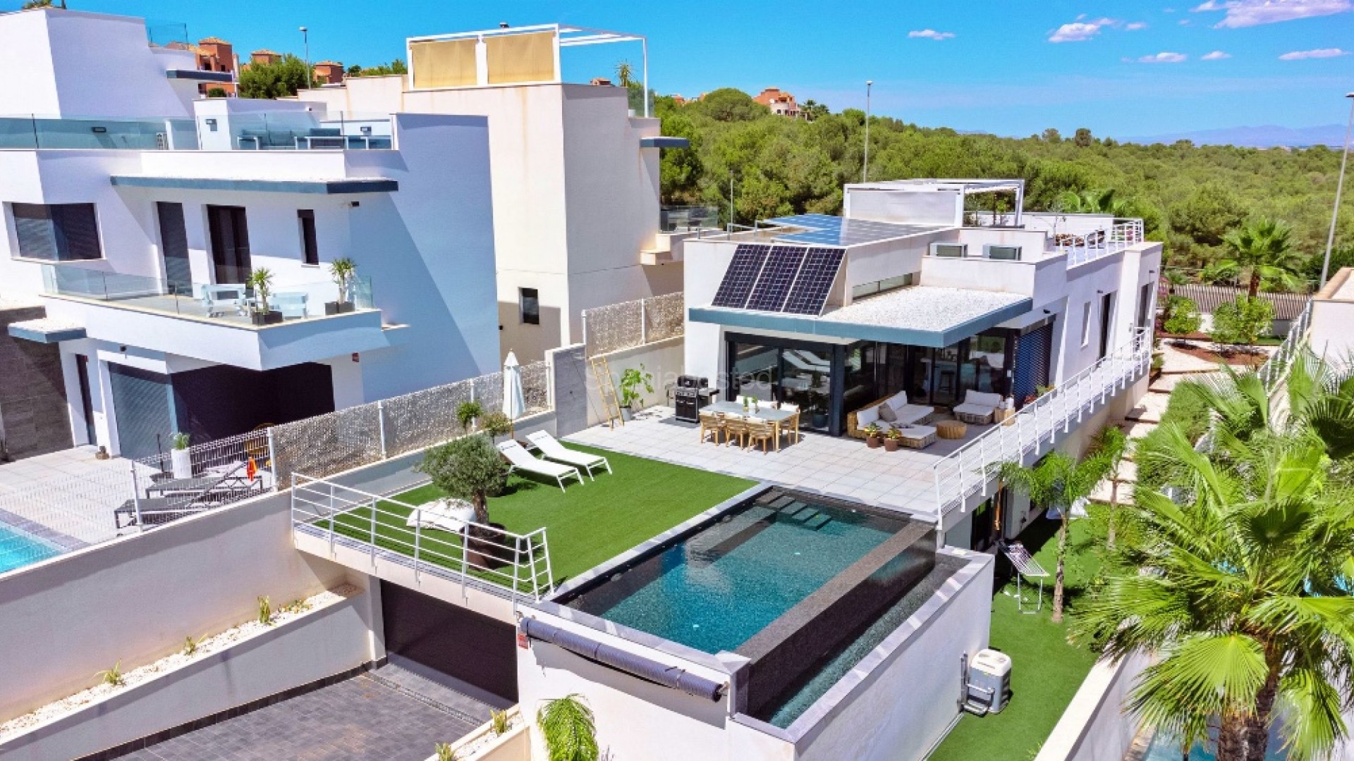 Resale - Villa -
San Miguel de Salinas