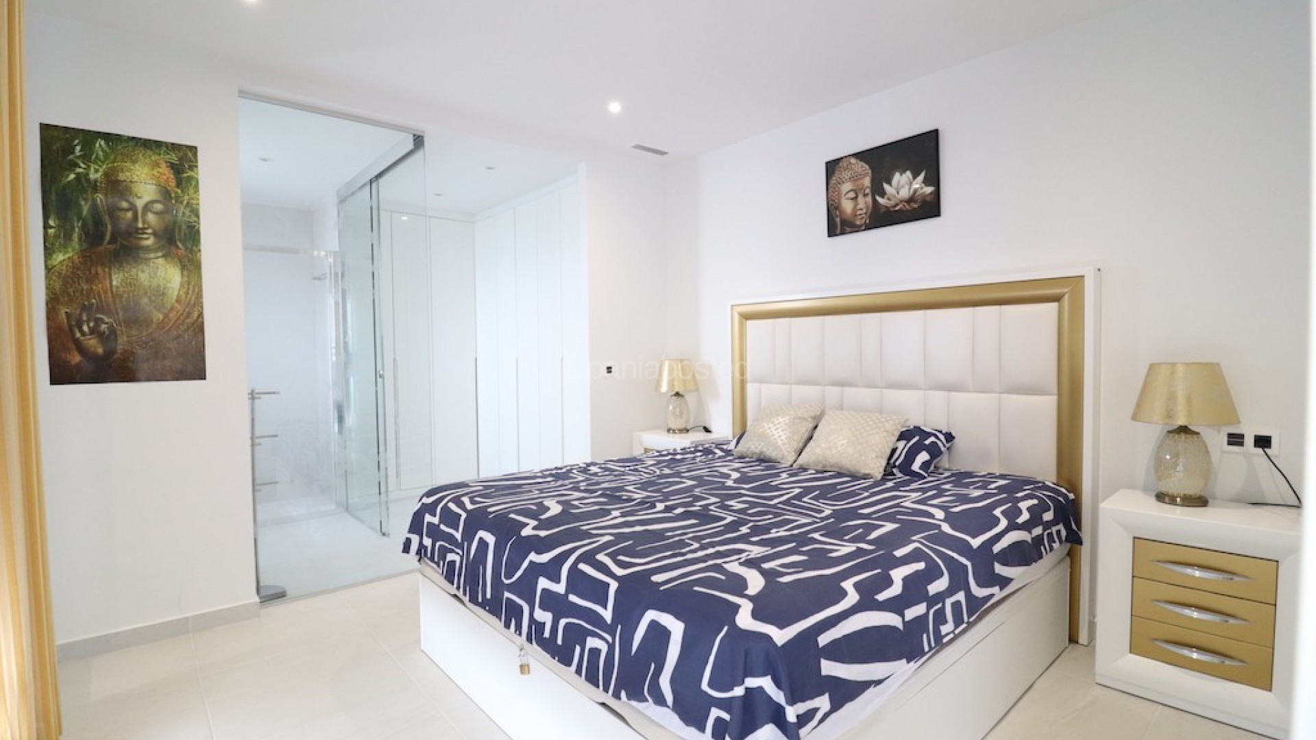 Resale - Villa -
San Miguel de Salinas