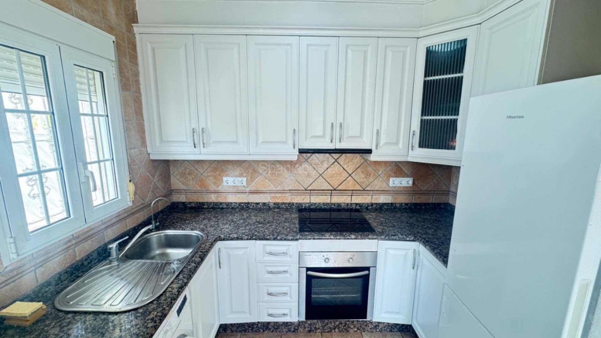 Resale - Villa -
San Miguel - San Miguel De Salinas